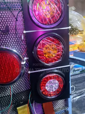 Universal Body/Led Tail Light
