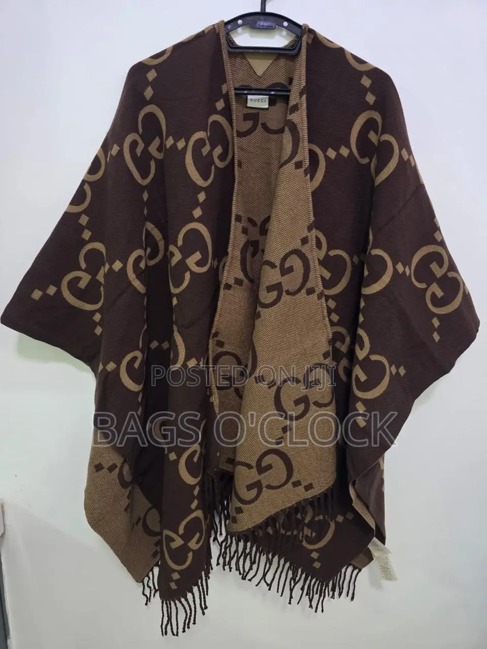Elegant Women's Poncho – Warm Stylish