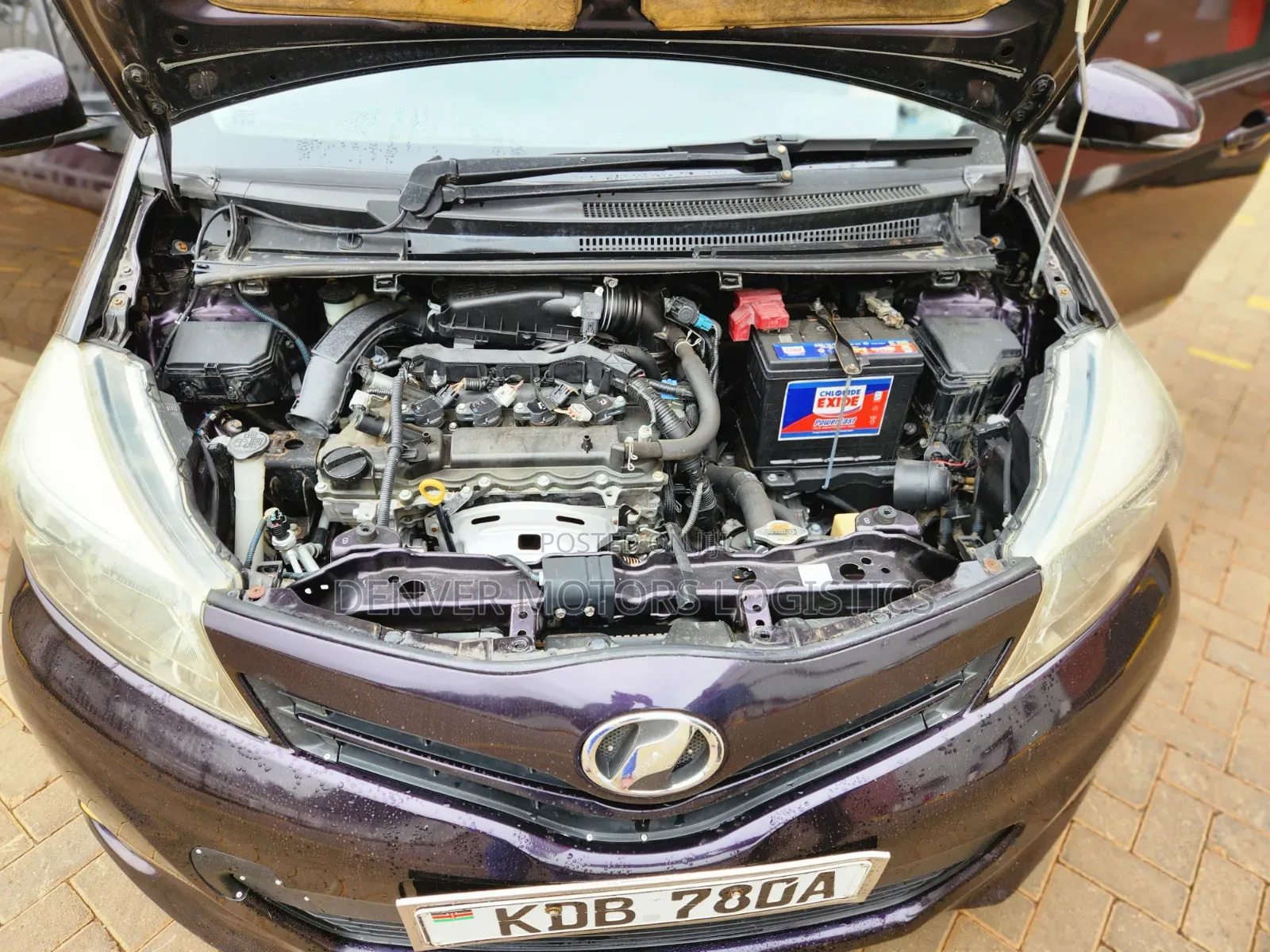 Toyota Vitz 2013 Burgundy