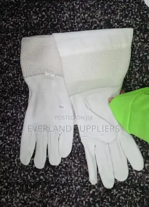 Long Gloves for Beeking Farmers
