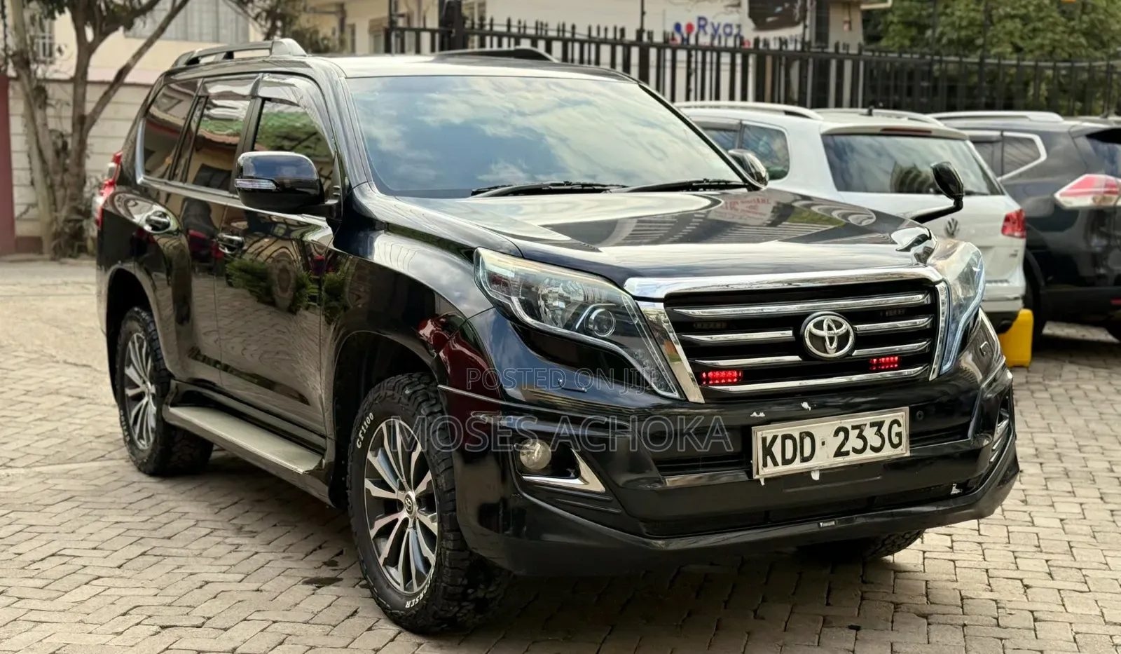 Toyota Land Cruiser 2014 Black
