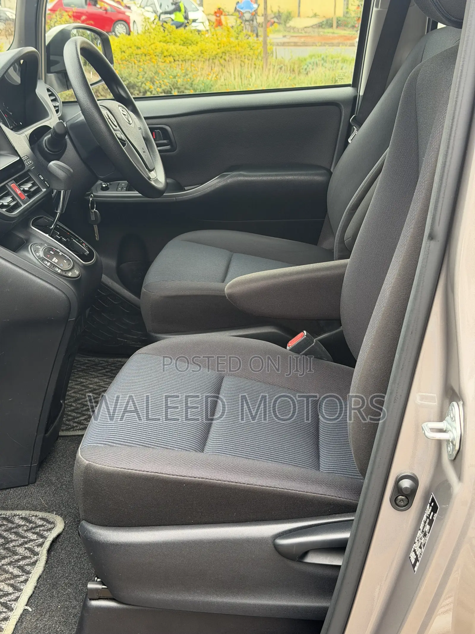 Toyota Voxy 2020 Gray