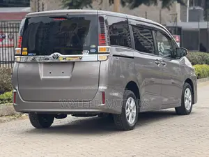 Toyota Voxy 2020 Gray