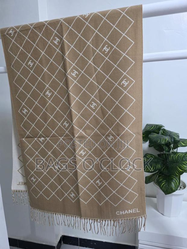 Stylish Designer Scarf – Soft Elegant - thumbnail 13