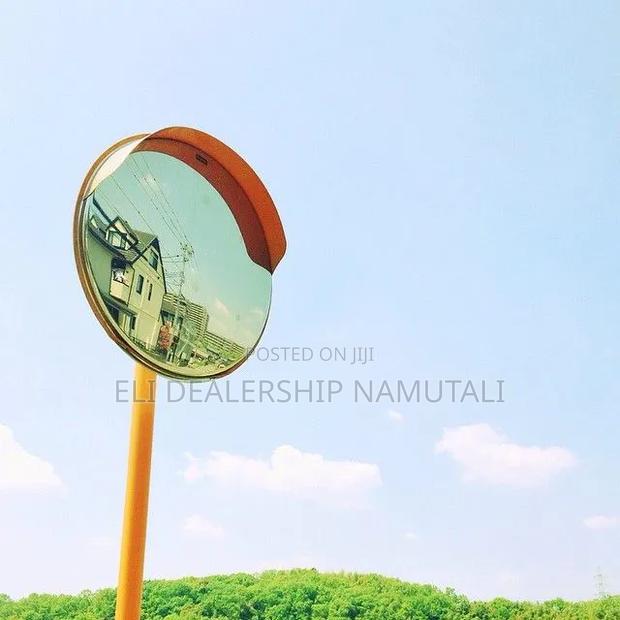 Wide Angle Convex Mirror For Shops, Roads & Commercial Buildings