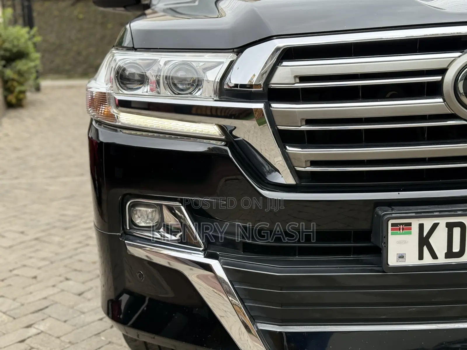 Toyota Land Cruiser 2016 Black