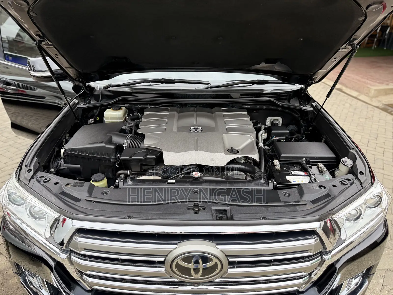 Toyota Land Cruiser 2016 Black