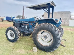 Tractor Newholland 6640 Four Wheel