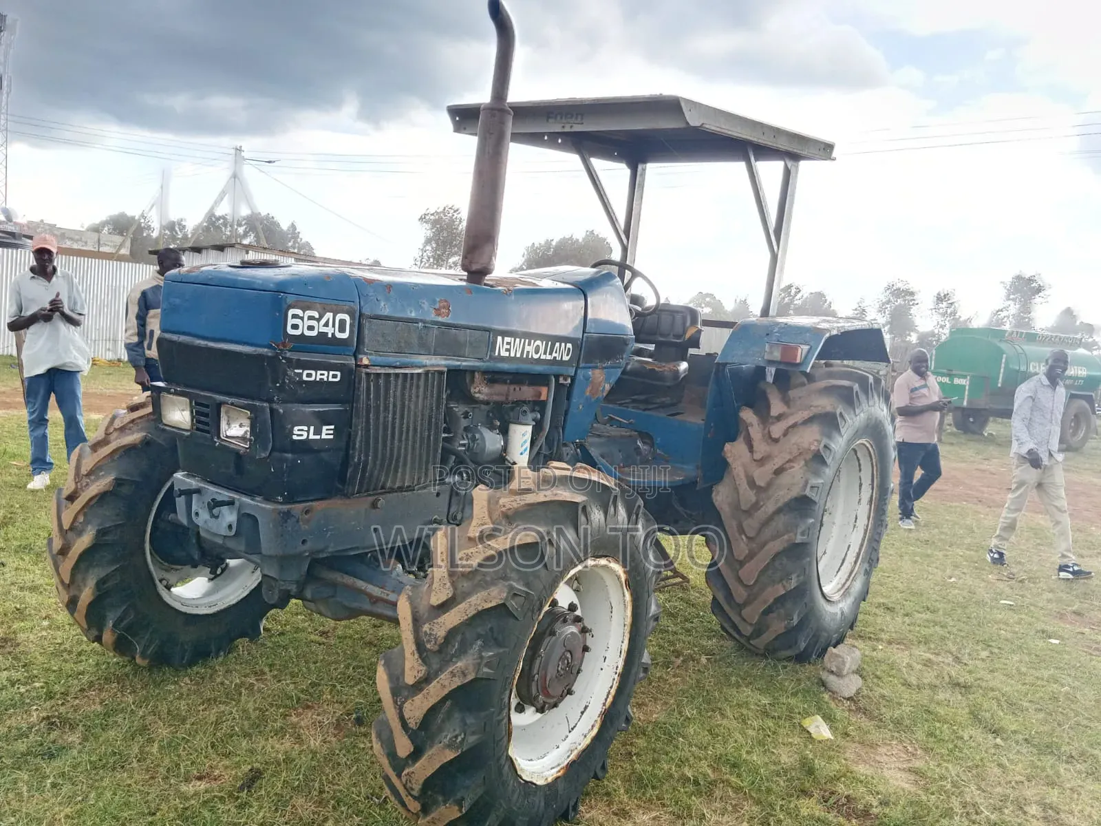 Tractor Newholland 6640 Four Wheel