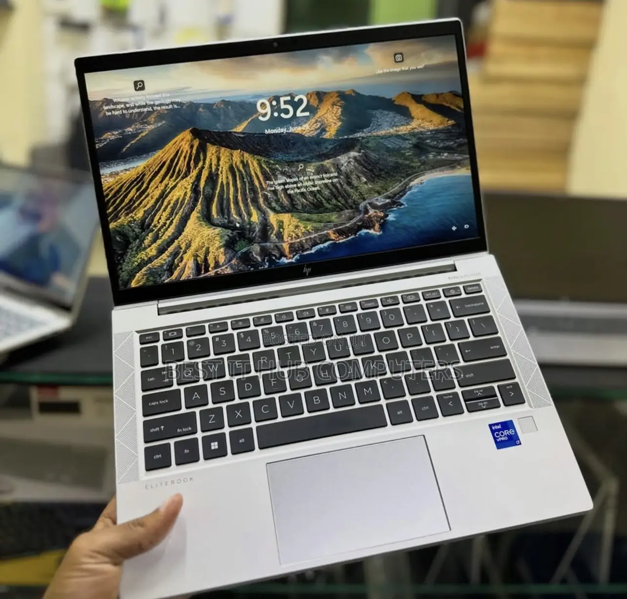 Laptop HP EliteBook 830 G8 16GB Intel Core i7 SSD 512GB