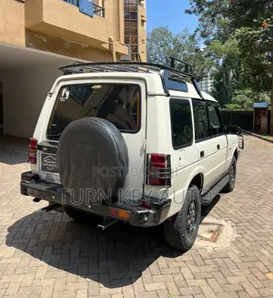 Land Rover Discovery Base 4x4 1994 White