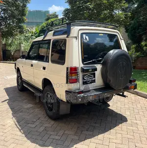 Land Rover Discovery Base 4x4 1994 White