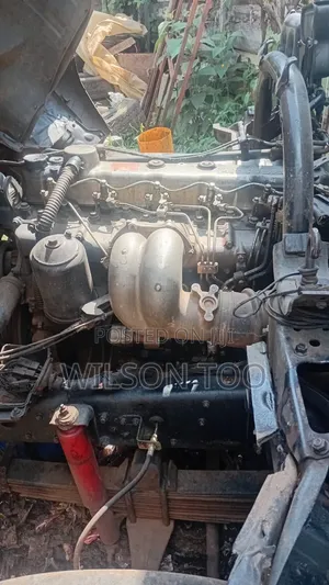 Mitsubishi Fh 215 KBF Open Bedy