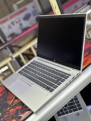 Laptop HP EliteBook 845 G8 8GB AMD Ryzen 5 SSD 256GB
