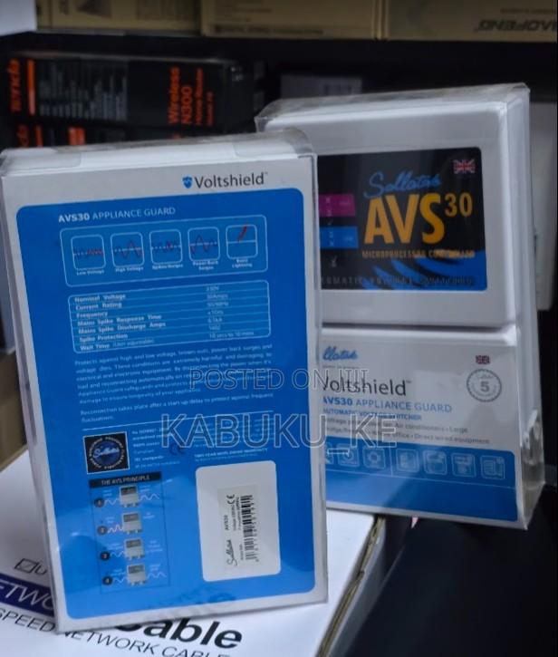 Sollatek Avs 30 (30amp) Over and Under Voltage Protection Regulator
