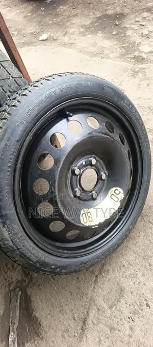 Spire Tire Volvo Size 17