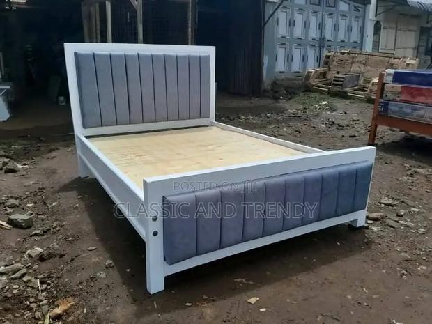 5x6 Modern Mocket Bed