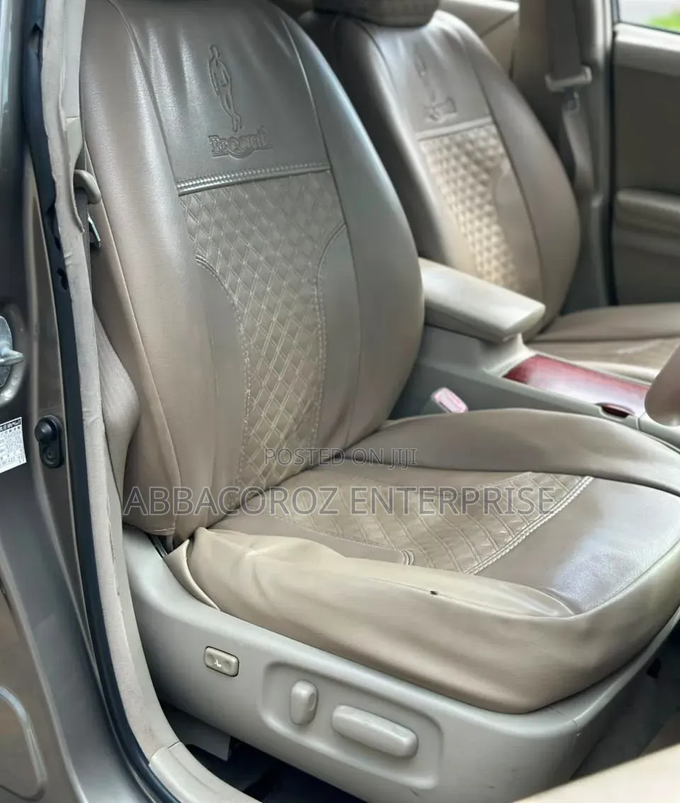 Toyota Premio 2014
