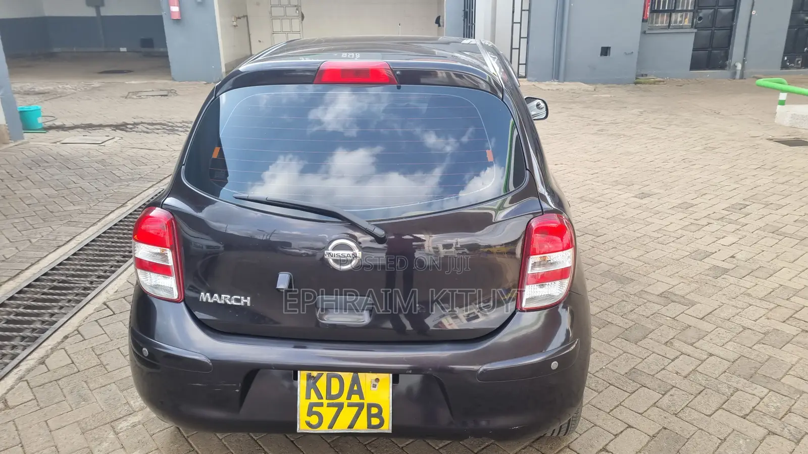 Nissan March 2014 Maroon