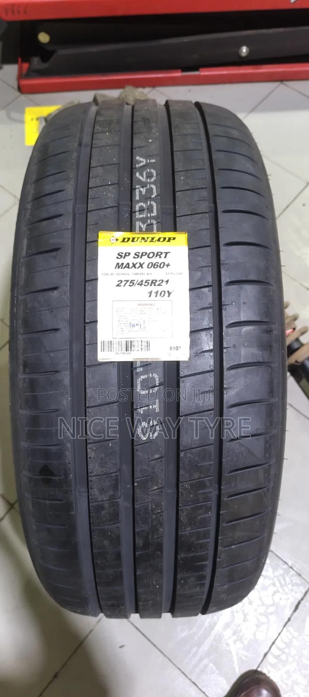 275/45r21 Dunlop