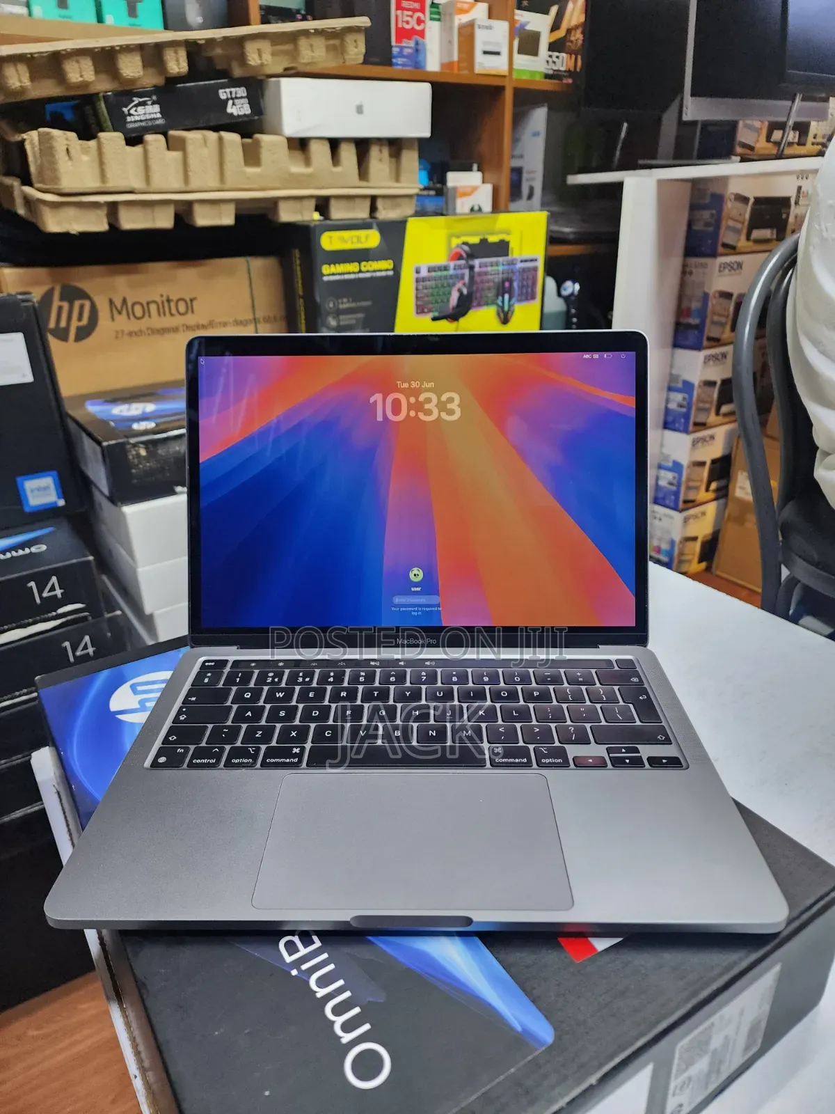 Laptop Apple MacBook 2020 16GB Apple M1 SSD 512GB