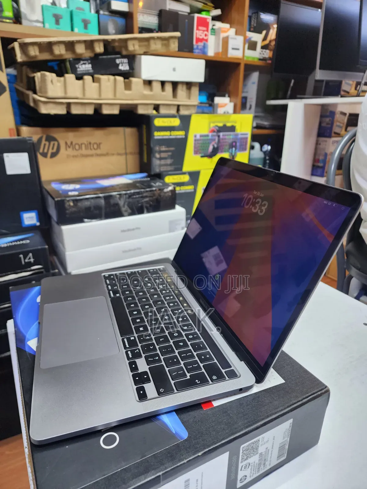 Laptop Apple MacBook 2020 16GB Apple M1 SSD 512GB