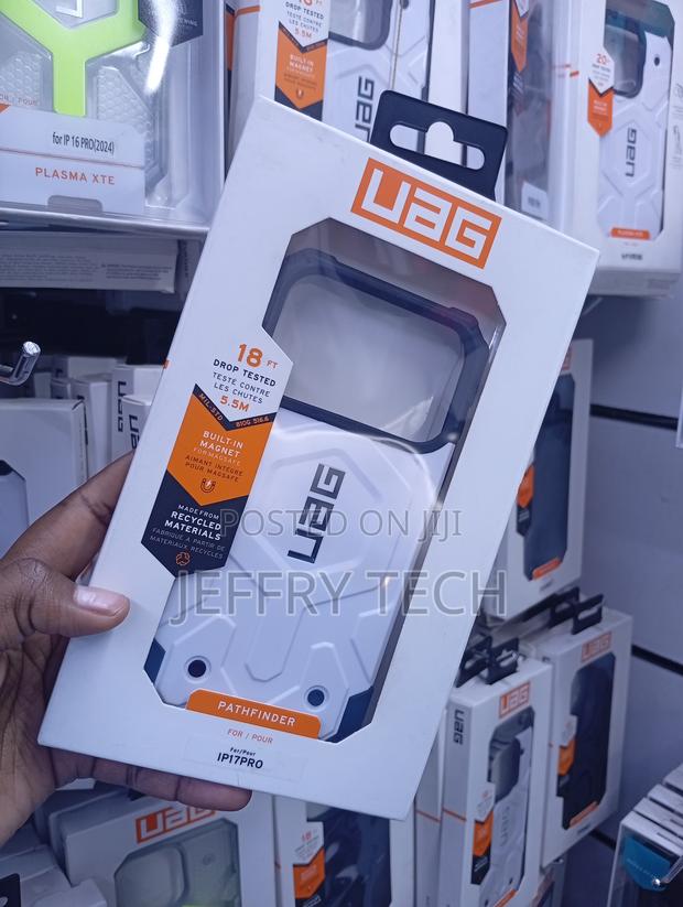 iPhone 17 Pro White / Black Trim Case - thumbnail 2