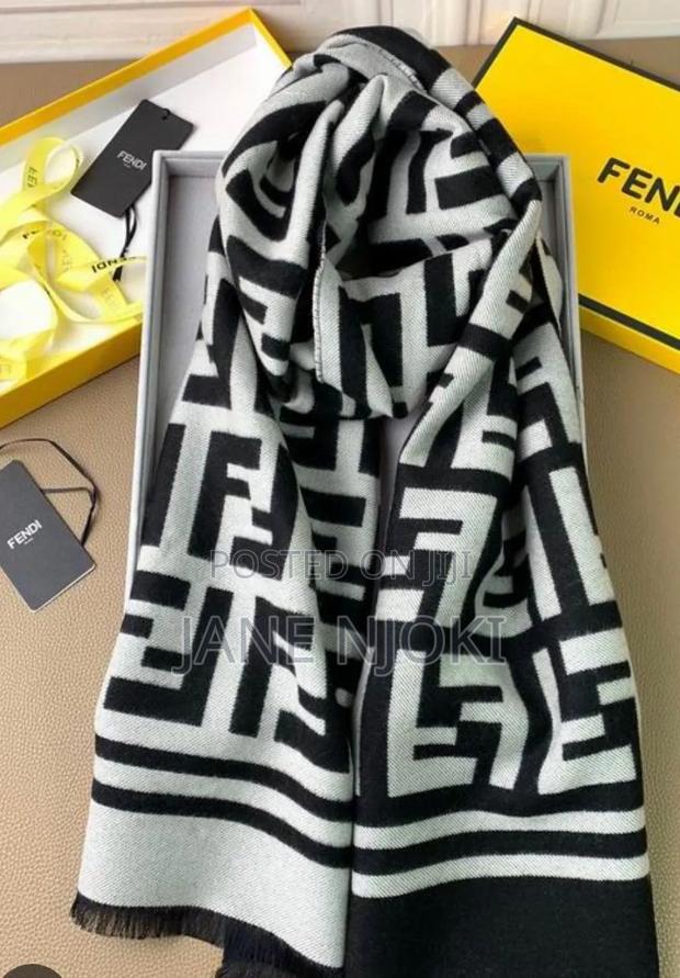 Louis Vutton Scarf