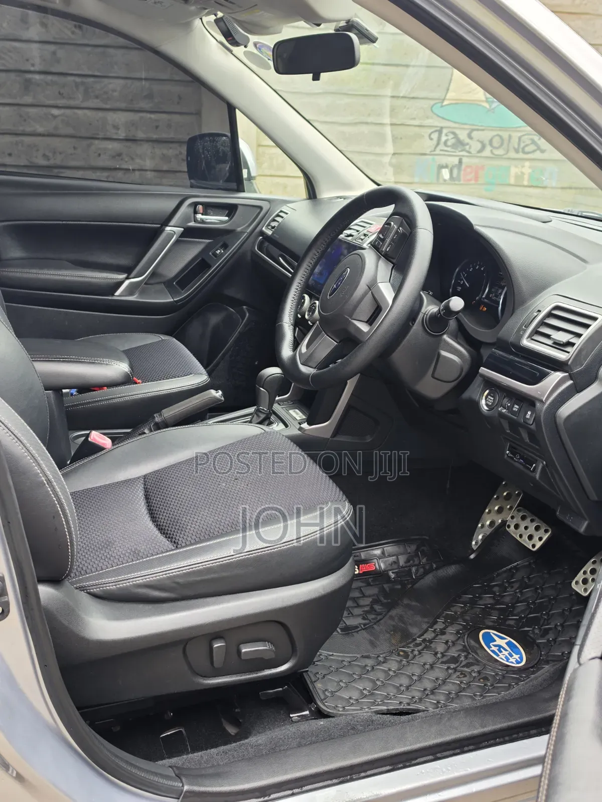 Subaru Forester 2.0XT Premium AWD 2017 Silver