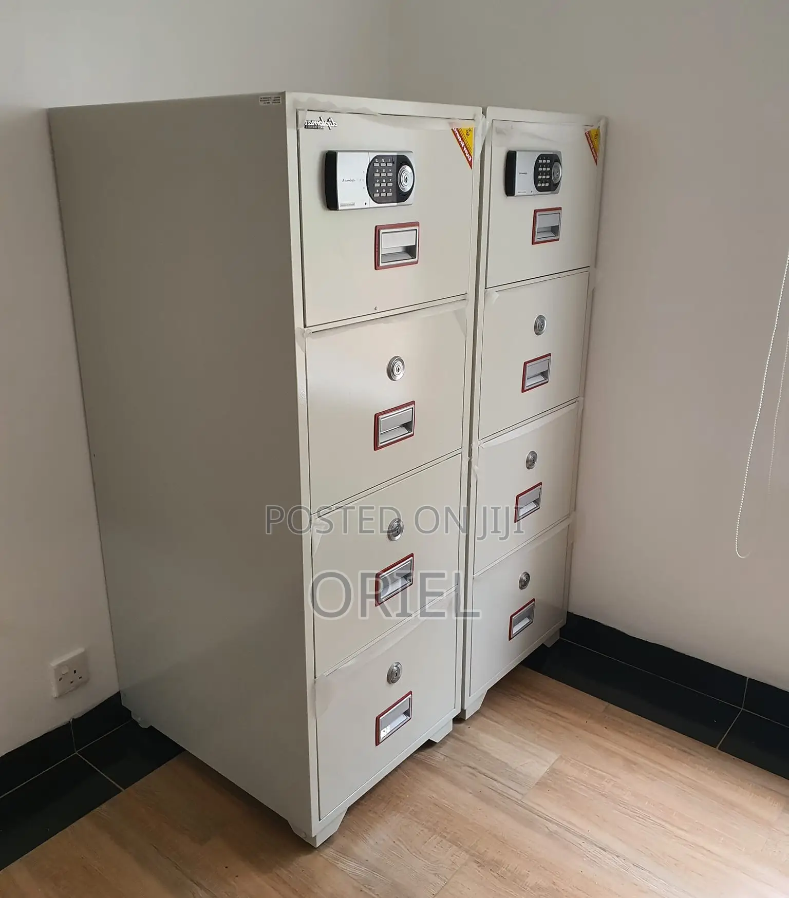Office Safe : 266kgs 4-Drawers Fireproof Cabinet Safe