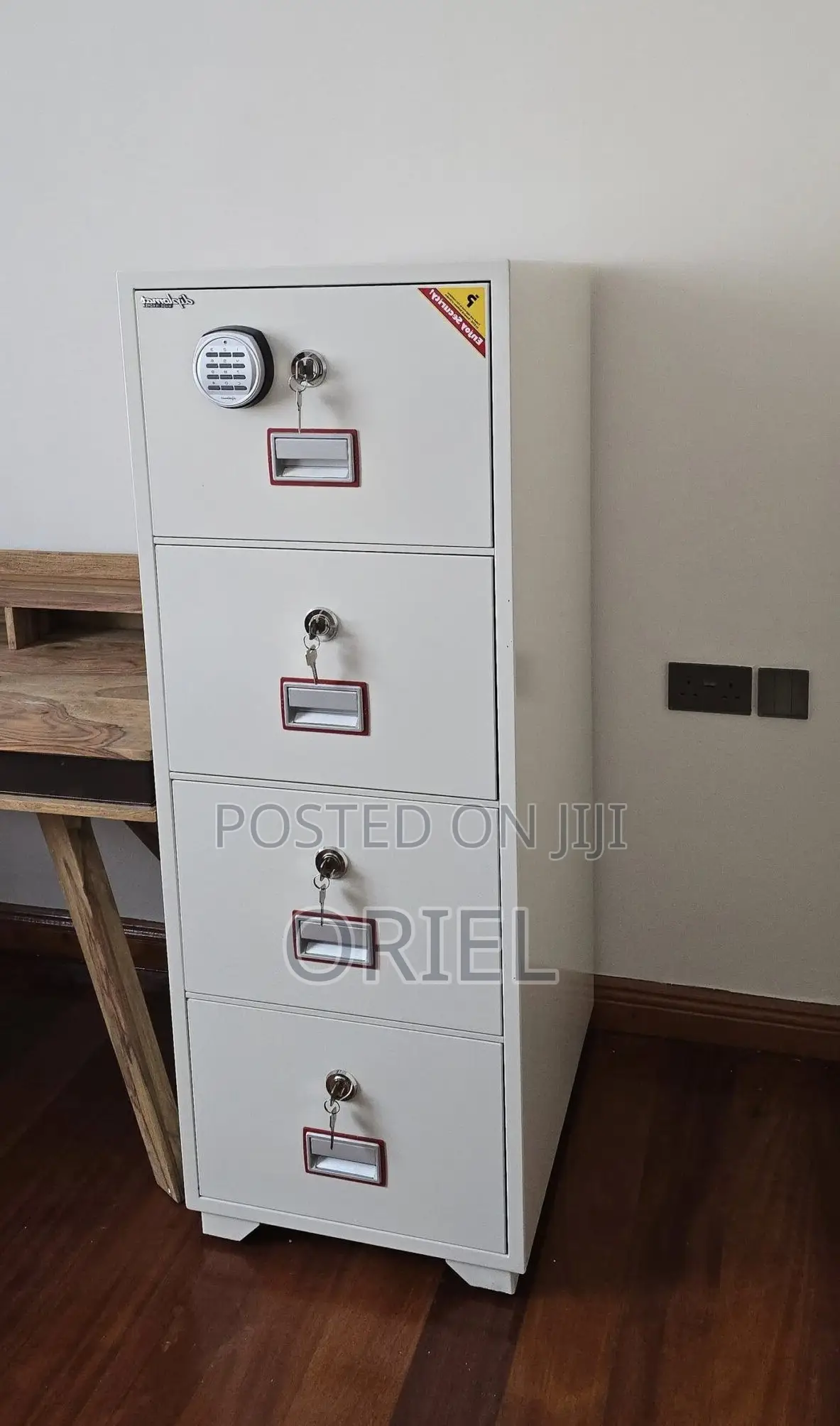 Office Safe : 266kgs 4-Drawers Fireproof Cabinet Safe