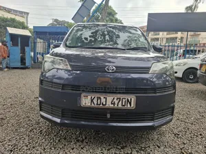 Toyota Spade 2015 Gray