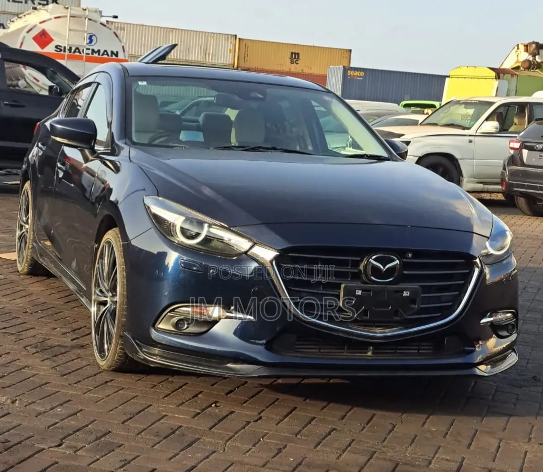 Mazda Axela 2019 Matt Black