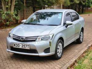 Toyota Axio 2014 Silver