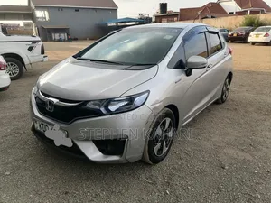 Honda Fit 2017 Silver