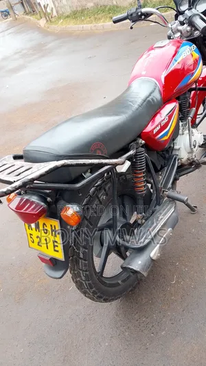 Bajaj Boxer 150 UG 2023 Red