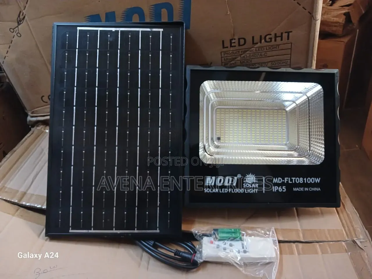 Modi 100w Solar Light