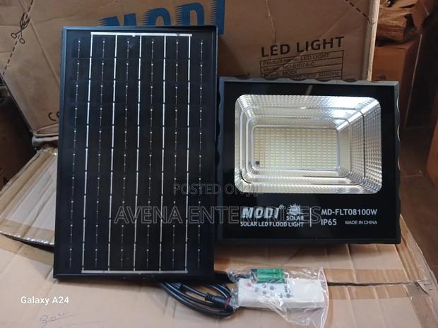 Modi 100w Solar Light