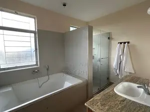 4bdrm Villa in Sirwa, HellsGate for rent