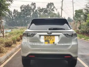 Toyota Harrier 2015 Silver