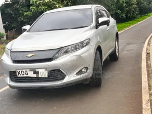 Toyota Harrier 2015 Silver