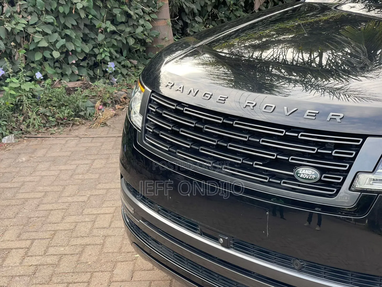 Land Rover Range Rover Vogue 2023 Black