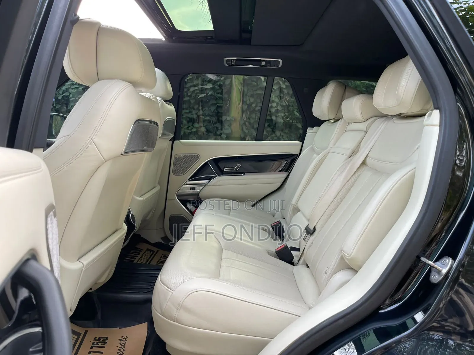 Land Rover Range Rover Vogue 2023 Black