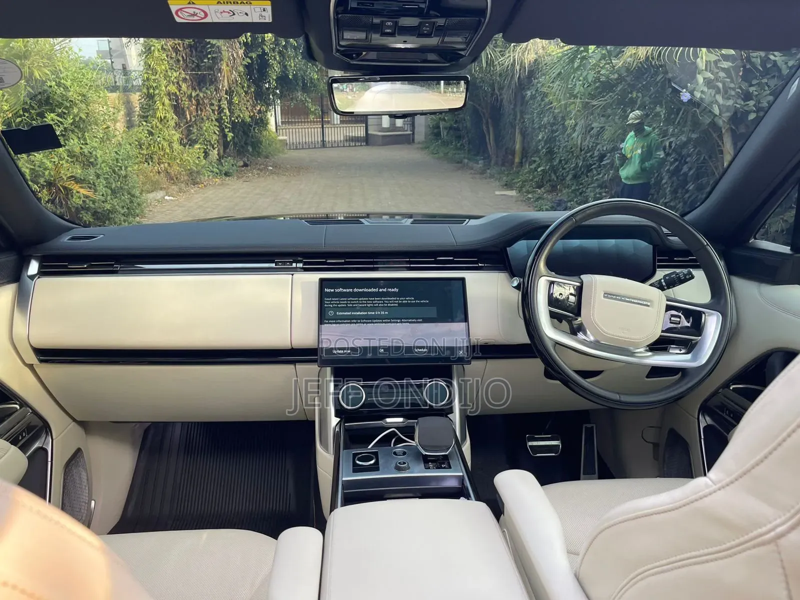 Land Rover Range Rover Vogue 2023 Black