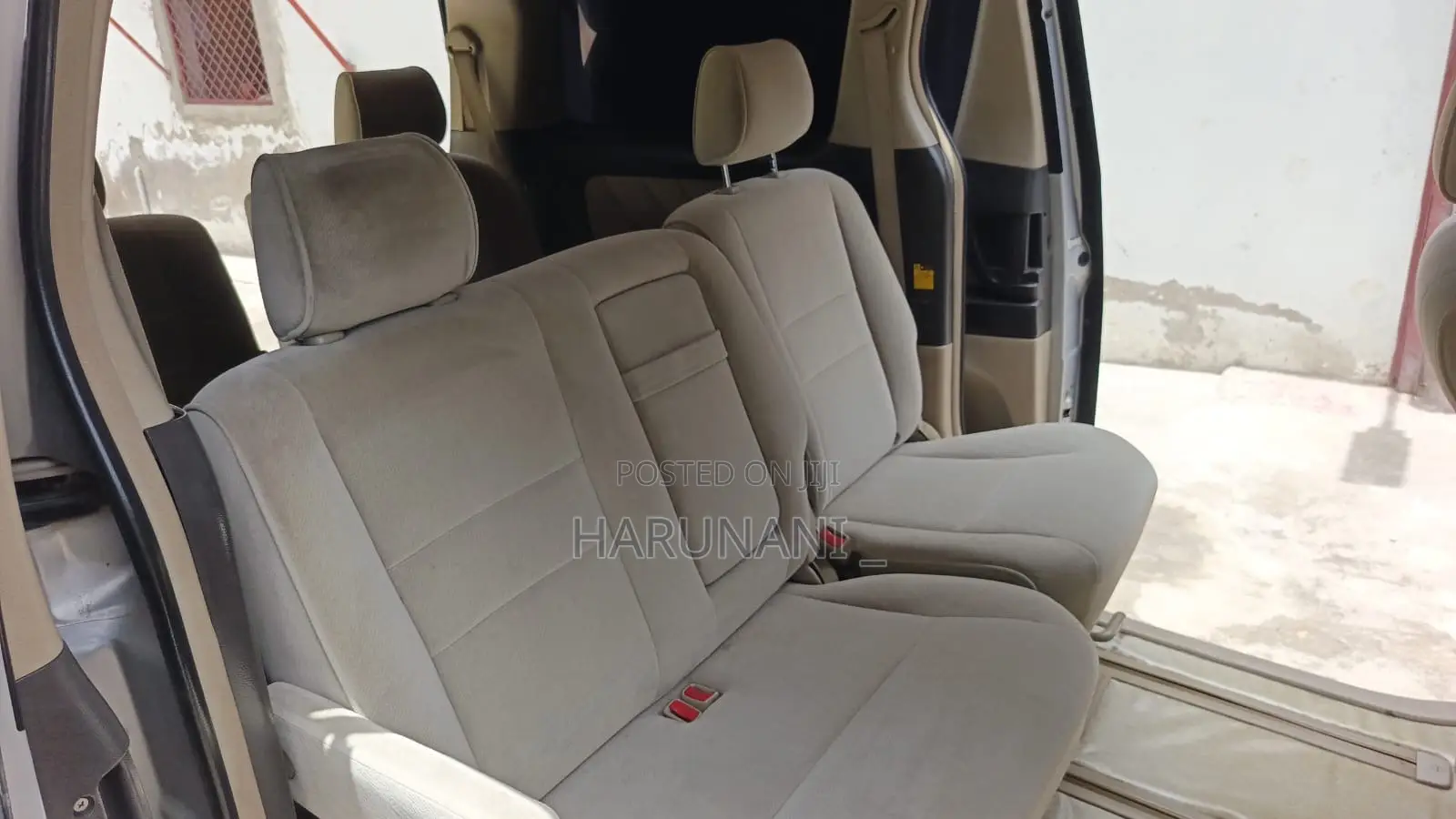 Toyota Alphard 2006 Silver