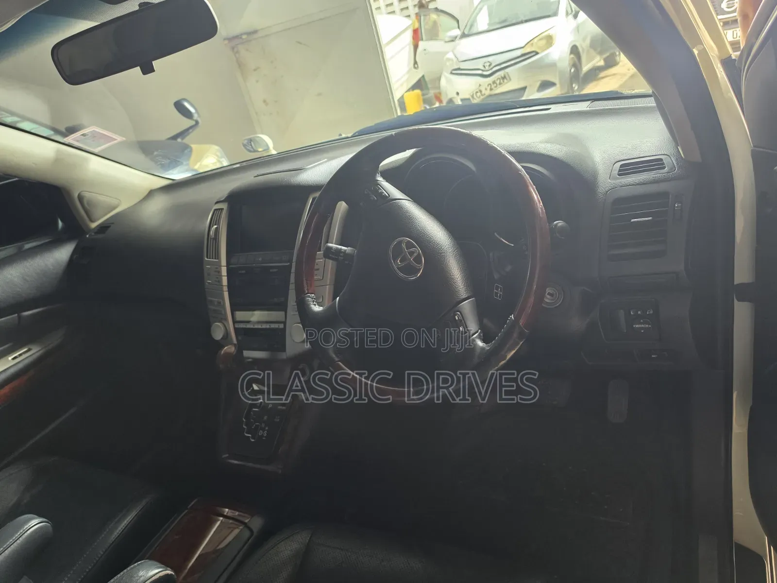 Toyota Harrier 2012 White
