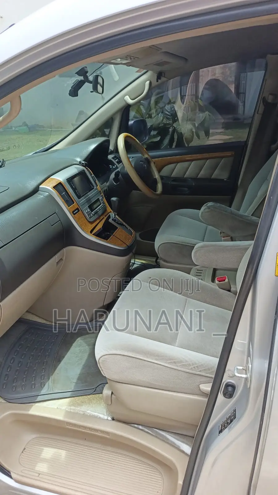 Toyota Alphard 2006 Silver