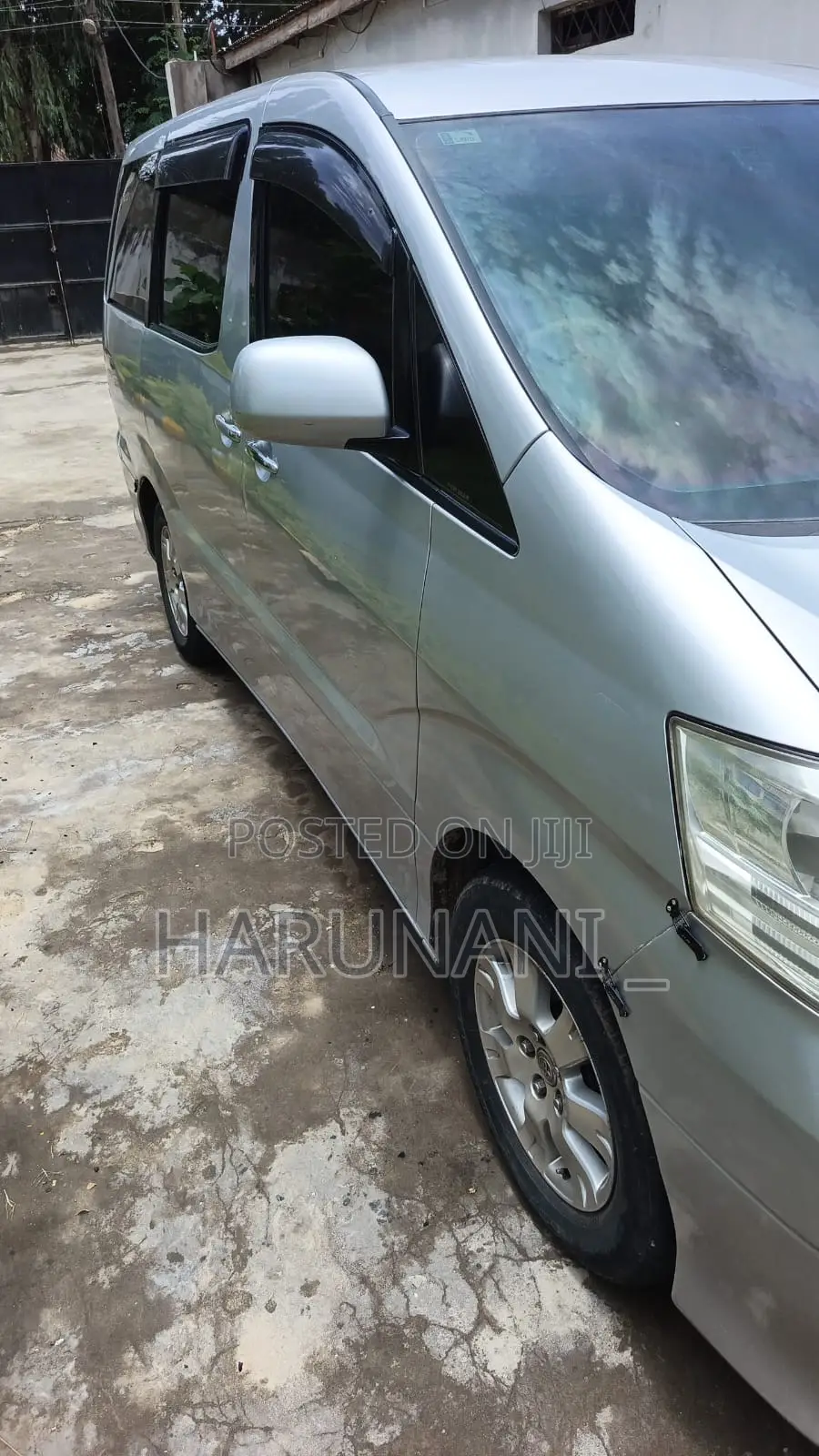 Toyota Alphard 2006 Silver