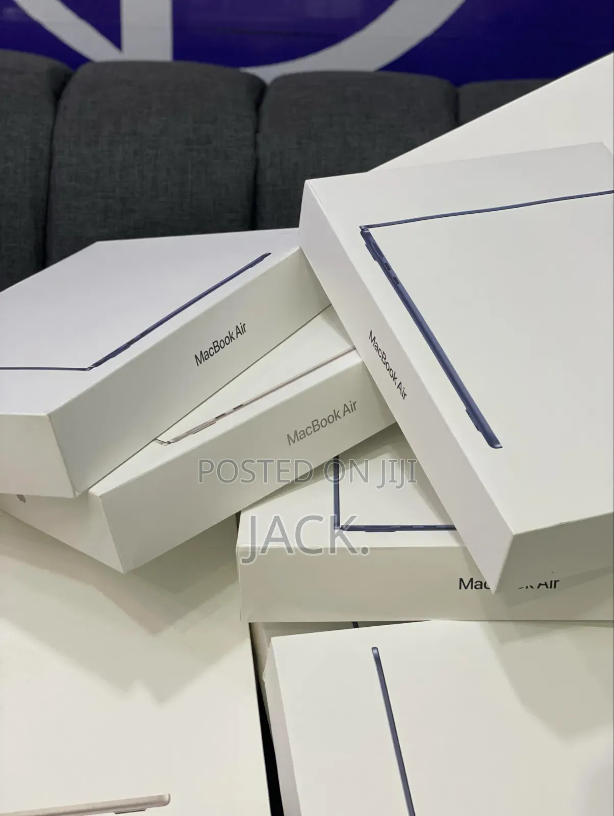 New Laptop Apple MacBook Air 2025 M4 24GB Apple M4 SSD 512GB