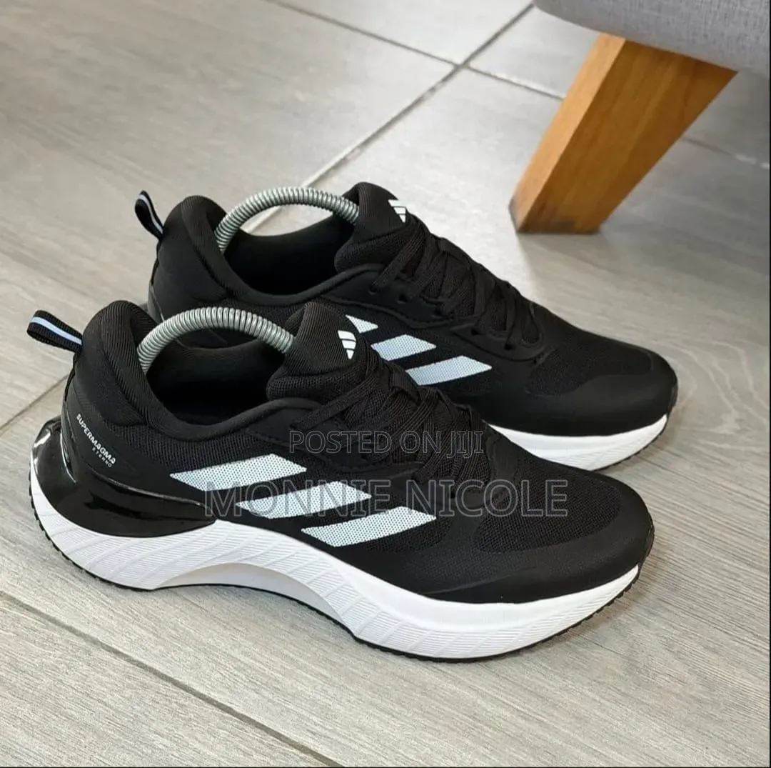Adidas Super-Magma Runners